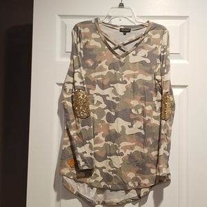 Never Worn Simply Southern Tunic